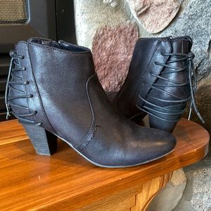 Report Milla Booties 9 BLK